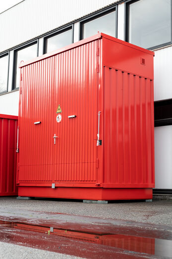 Brandwerende opslagcontainer in rood