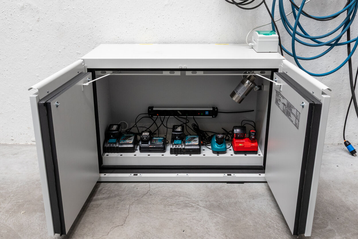 Lithiumkasten 15