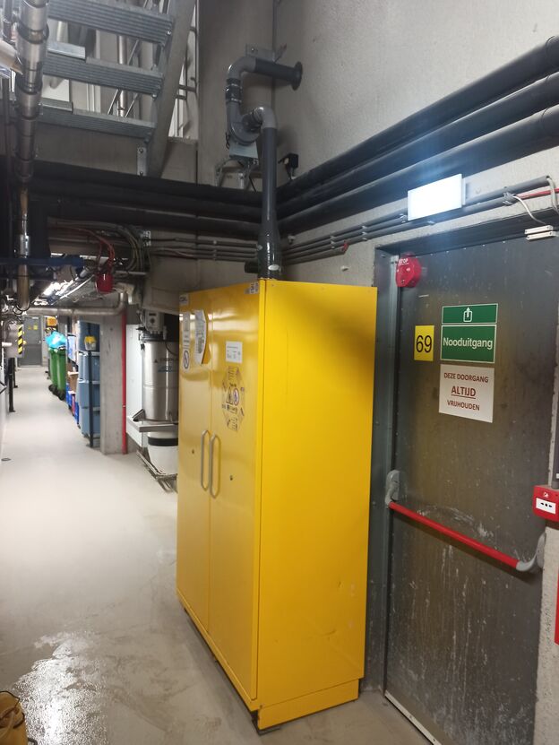 Afzuigsysteem voor veiligheidskast 6