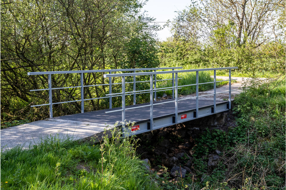 fietsbrug uit glasvezelversterkte kunststof in Komen-Waasten