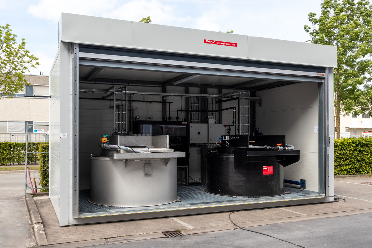 Dubbelwandige tanks in container - Doseercontainer -doseertechniek